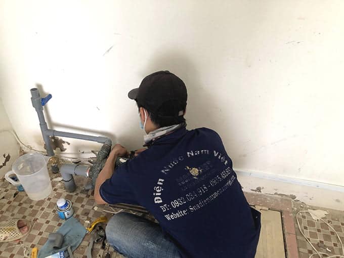 Thợ sửa máy bơm nước tại quận 10