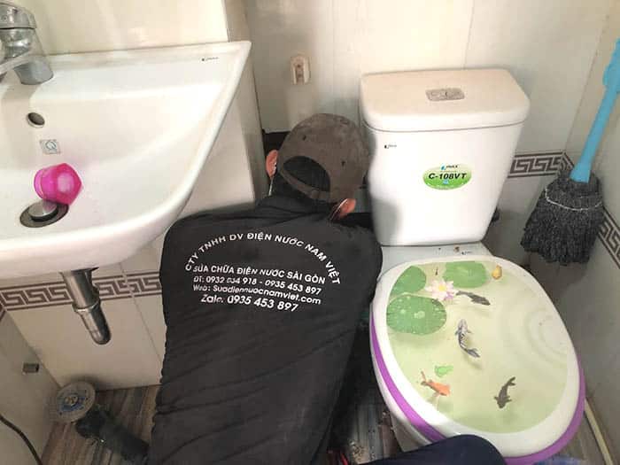 Thợ sửa bồn cầu rò rỉ nước thủ đức