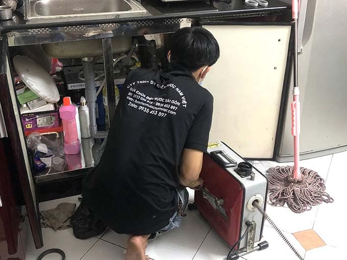 Thông nghẹt chậu rửa bát tại Thủ Đức